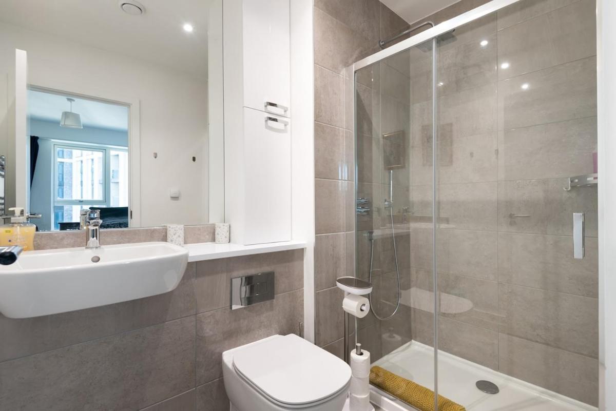 Luxury Effra Gardens, Canning Town 6 3bdr 2bth Appartamento