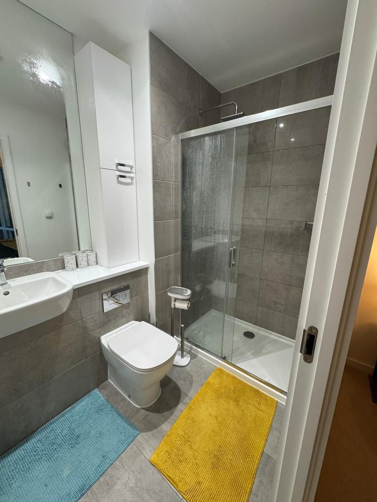 Appartamento Luxury Effra Gardens, Canning Town 6 3bdr 2bth *